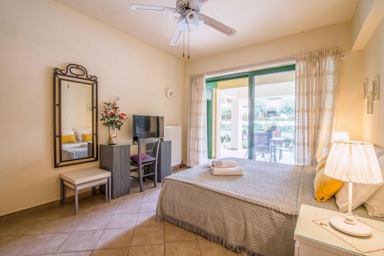 Aqua Vista Casa At Xylokastro Villa ภายนอก รูปภาพ